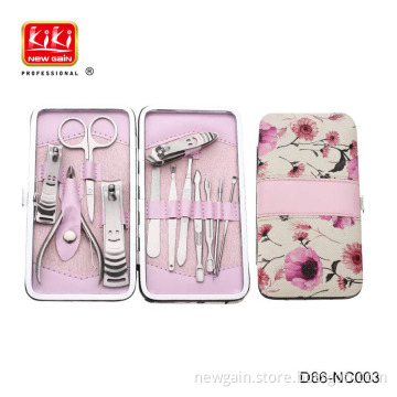 Professional Nail Care Product. Nail Care Accessories. 12 In 1 Manicure Set